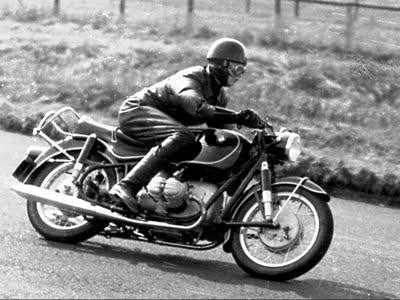Game Changer #1 - Anke-Eve Goldmann - Black Arrow Moto